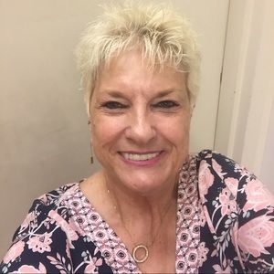 Meet your Posher, Becky